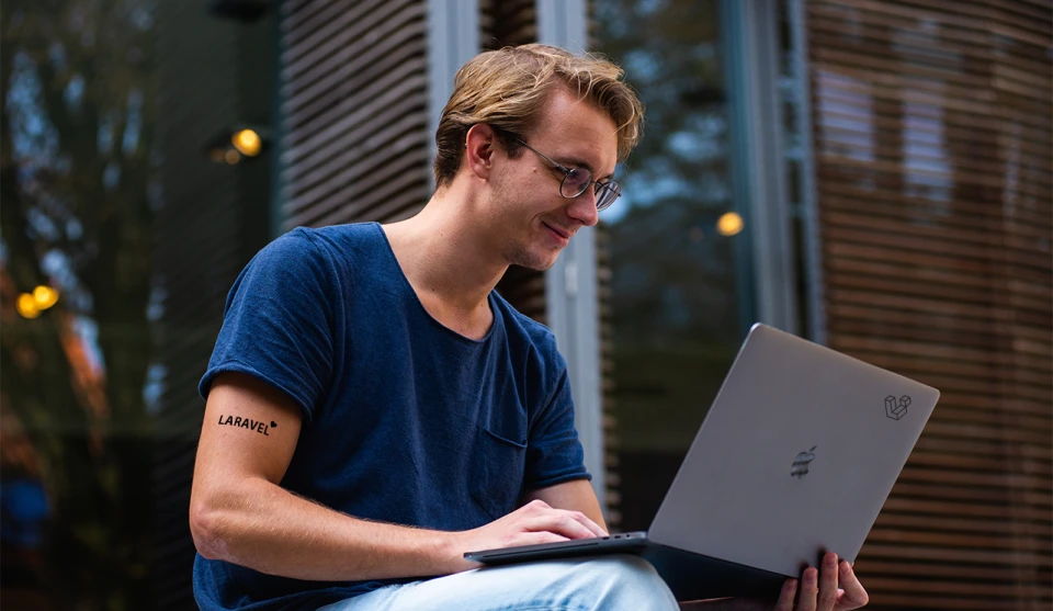 How to Find and Hire an Experienced Laravel Developer for Your Project?